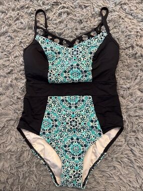 Lands End bathing suit size 8